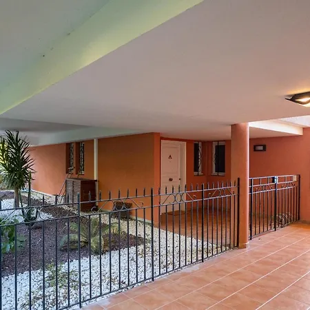 アパート In A Secure Paradise With Pool & Tennis Court *